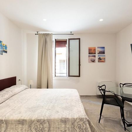 Goito 3, Bologna By Short Holidays ภายนอก รูปภาพ