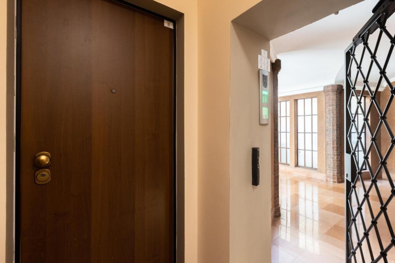 Goito 3, Bologna By Short Holidays ภายนอก รูปภาพ